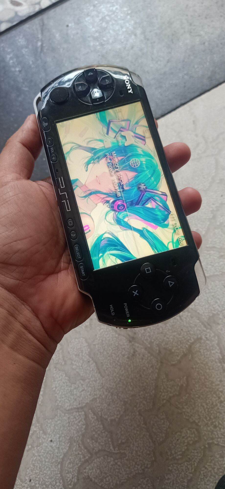 máy chơi game psp 3000