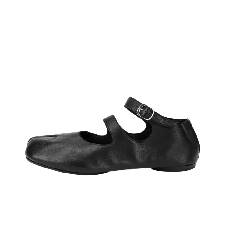Maison Margiela Tabi Mary Jane Shoes Women's Black S58WZ0109PR869T8013 | Lazada Malaysia