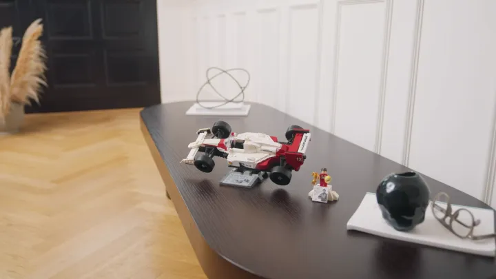 LEGO Icons McLaren MP4/4 & Ayrton Senna Set 10330 (693 Pieces) | Lazada Malaysia